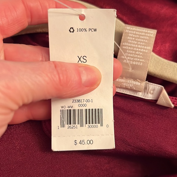 NWT Banana Republic Sleeveless Top Burgundy Polyester XS - Picture 5 of 6